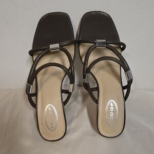 Scoop Brown Women's Sandals